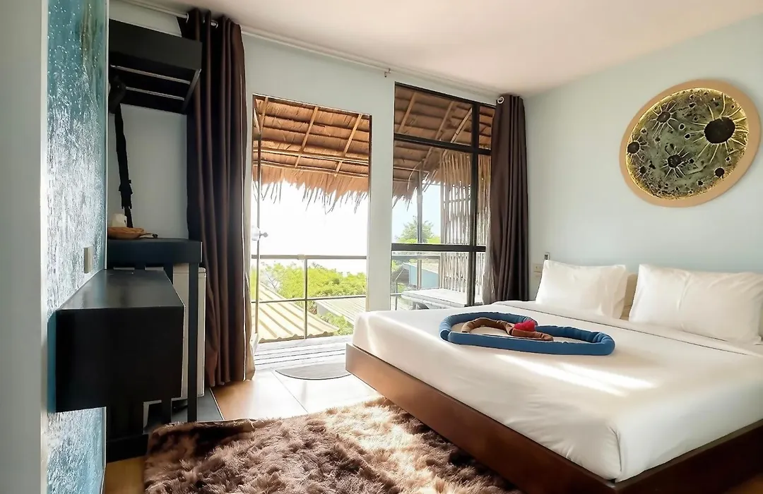 Phi Phi Sea Sky Resort-1